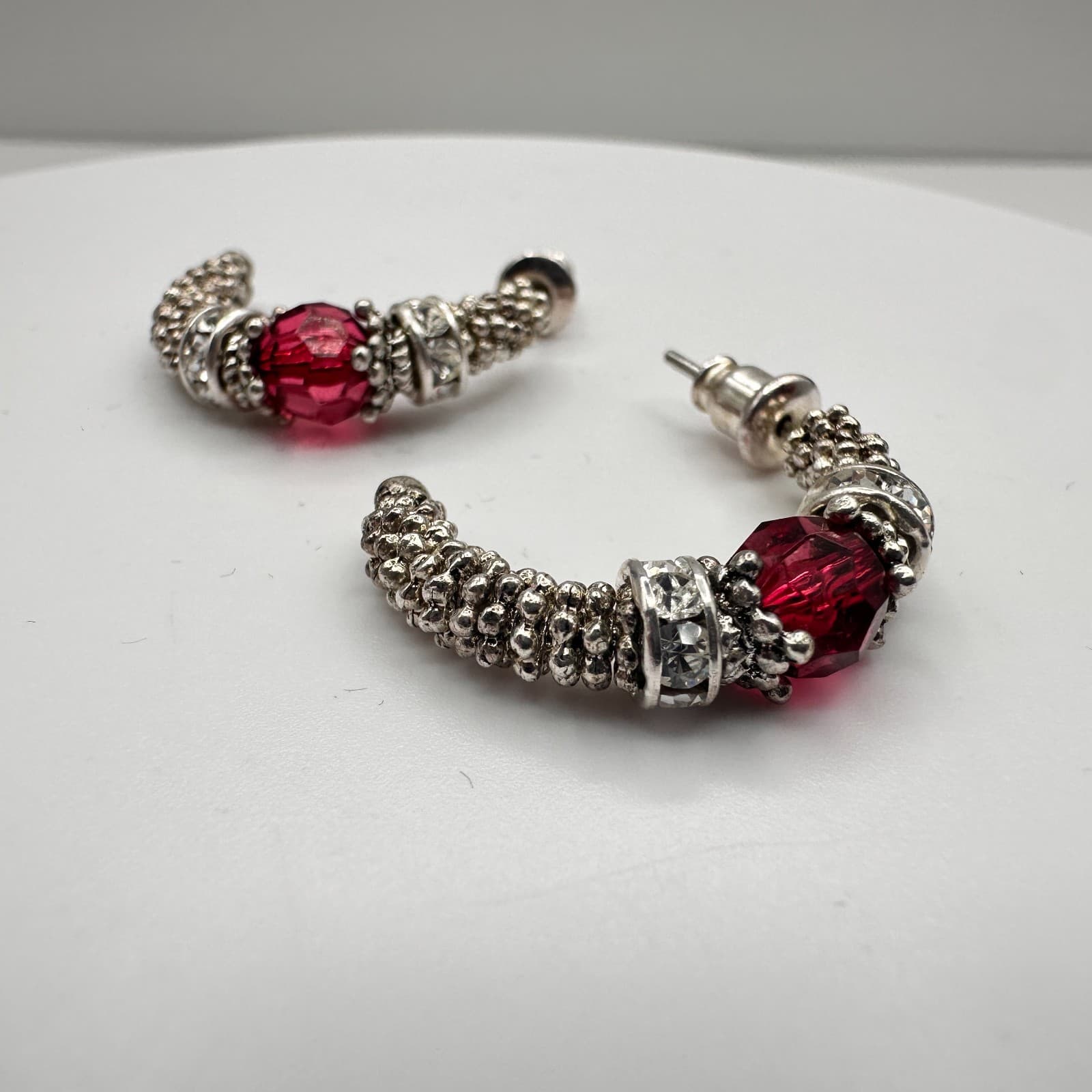 Vintage 80s 90s Silver Tone Hoop Earrings Red Crystal Beaded Clear Rhinestone - Thumbnail 2