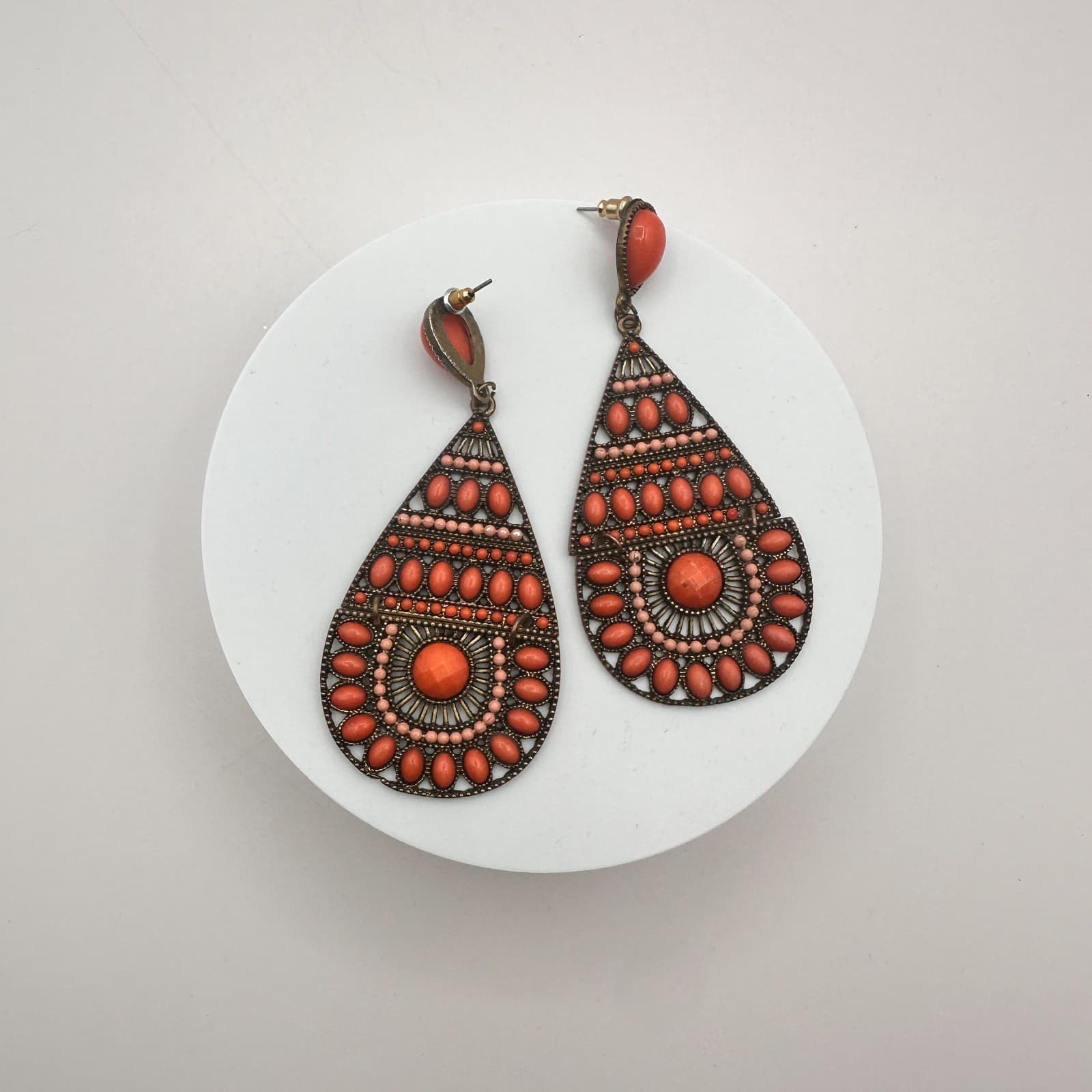 Vintage 90s Gold Tone Orange Beaded Teardrop Dangle Earrings Fashion Jewelry - Thumbnail 5