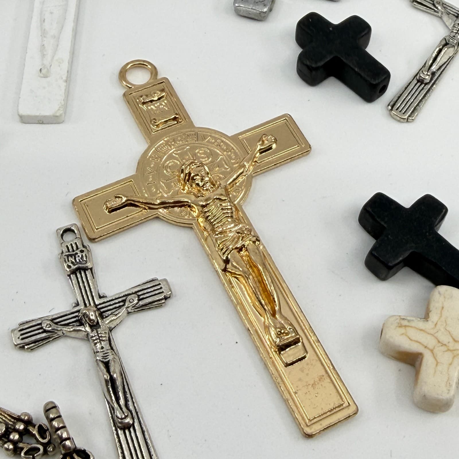 Vintage Catholic Crucifix Cross Pendant Lot Rhinestone Religious Statement Y2K - Thumbnail 7