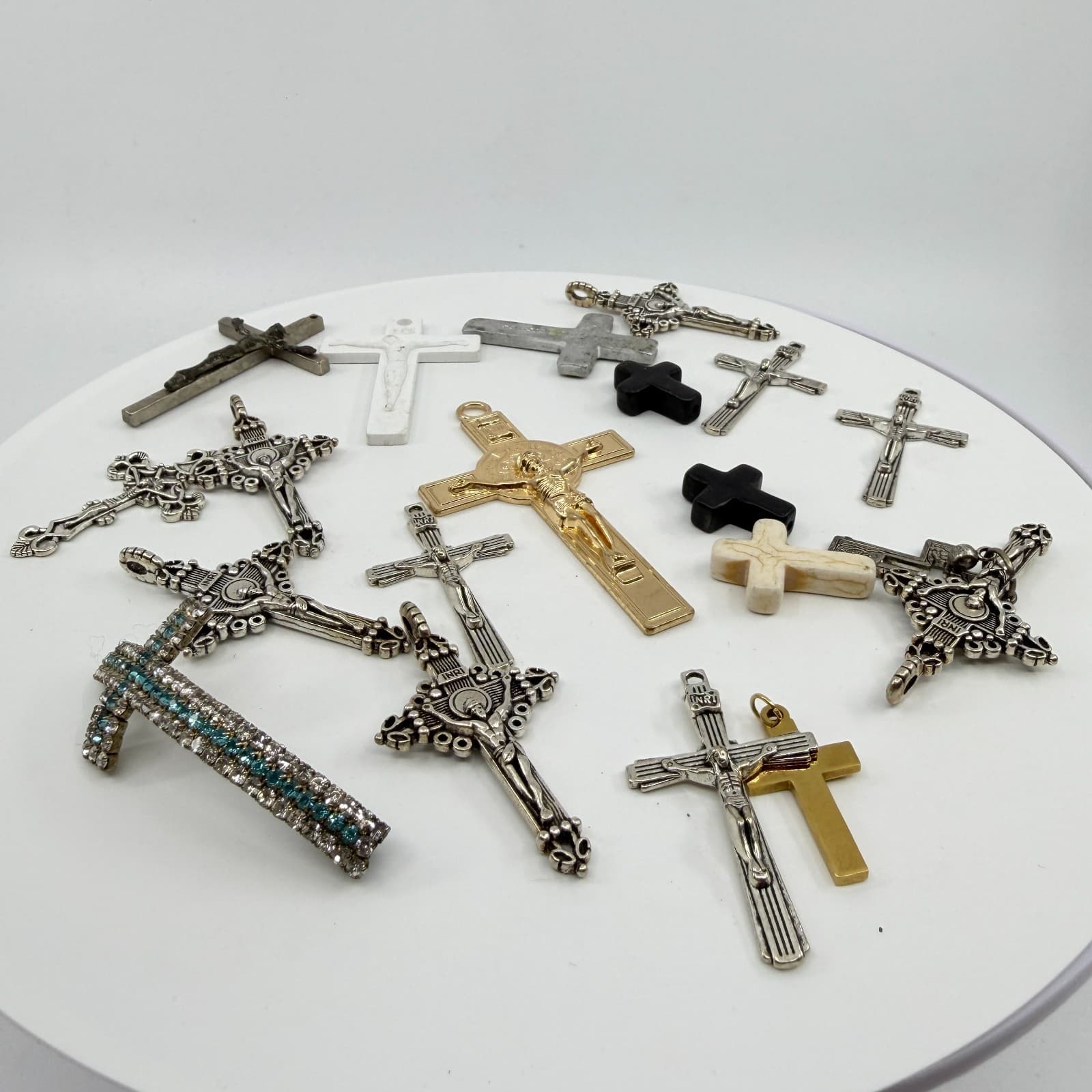 Vintage Catholic Crucifix Cross Pendant Lot Rhinestone Religious Statement Y2K - Thumbnail 3