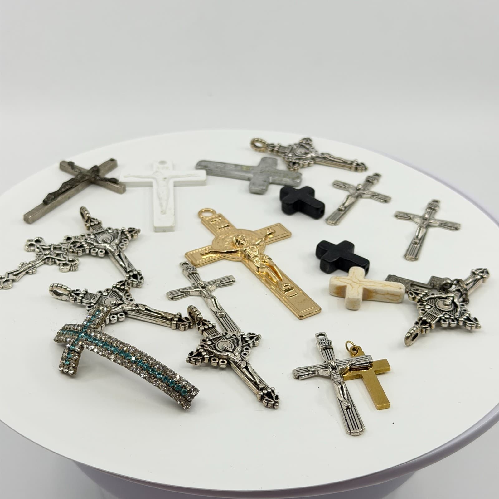 Vintage Catholic Crucifix Cross Pendant Lot Rhinestone Religious Statement Y2K - Thumbnail 11