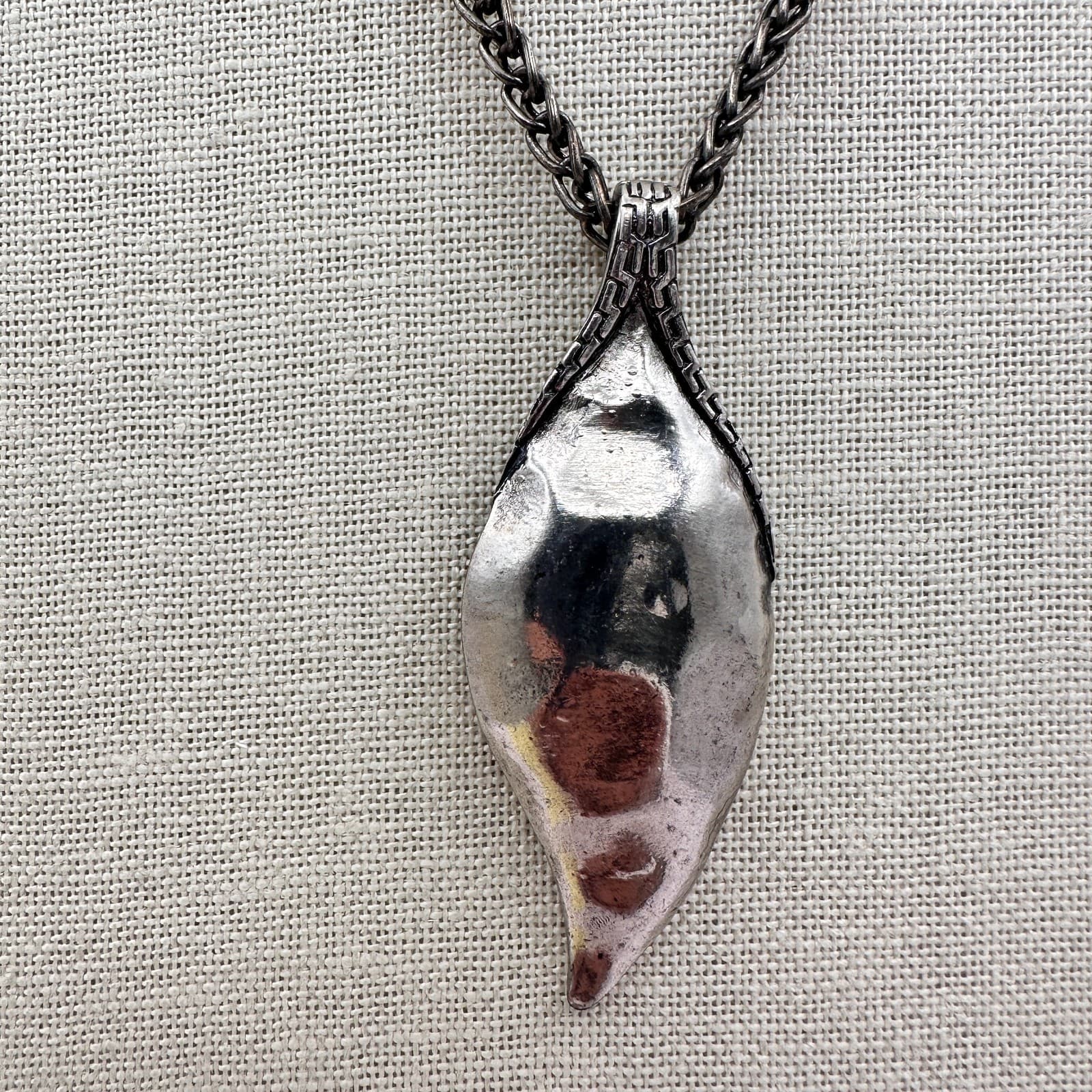 Vintage 80s Oxidized Silver Tone Sculptural Organic Leaf Bib Necklace Jewelry - Thumbnail 6