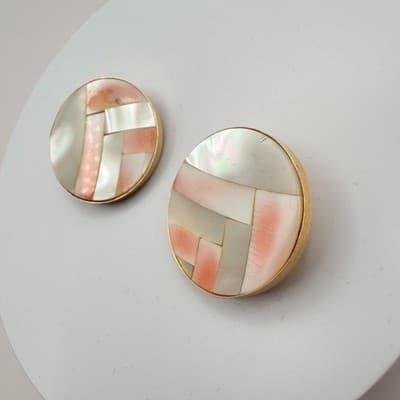 Vintage 90s Mother of Pearl Shell Mosaic Earrings Gold Tone Women's Jewelry - Thumbnail 4