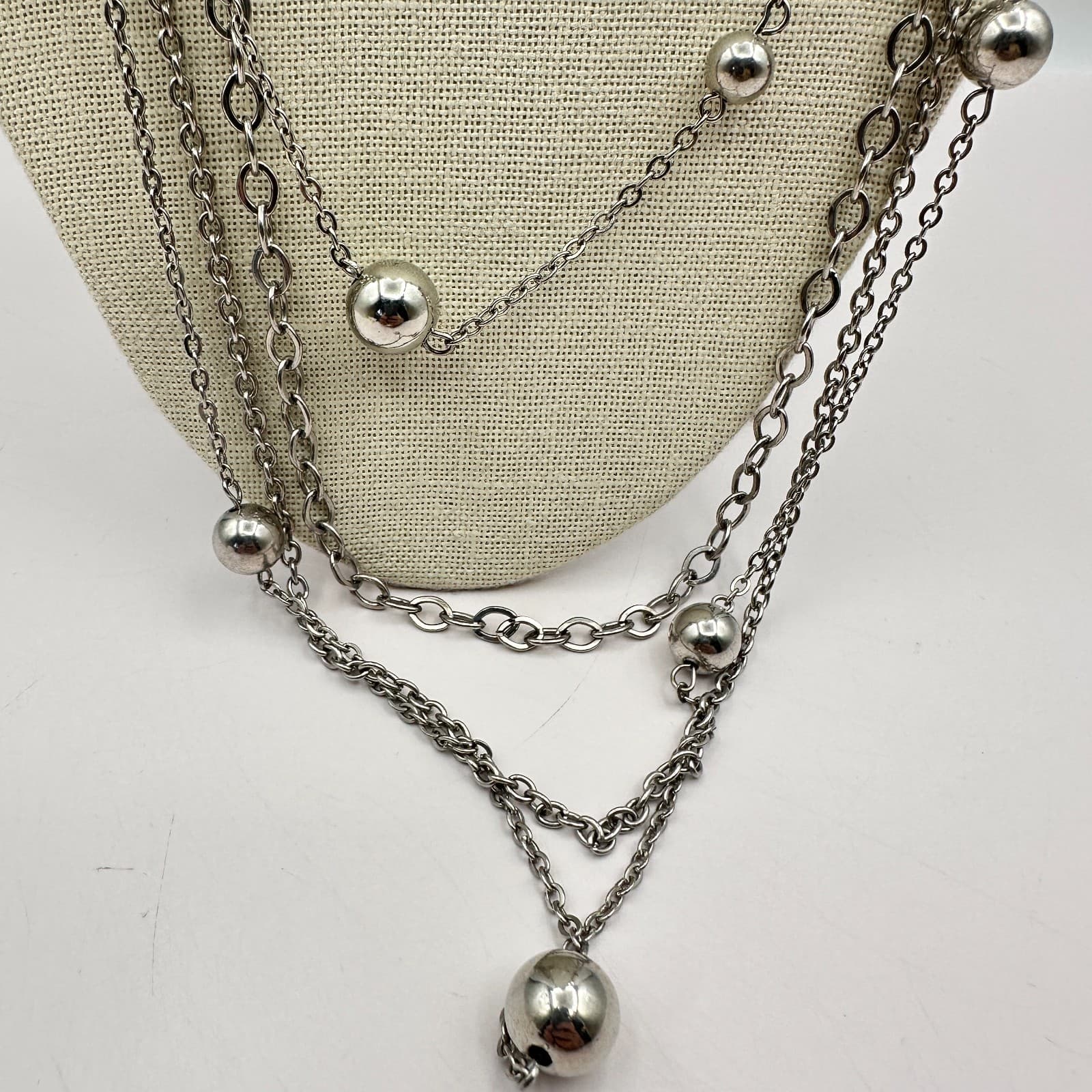 Vintage 80s Silver Tone Ball Triple Layered Chain Bead Statment Necklace Jewelry - Thumbnail 4