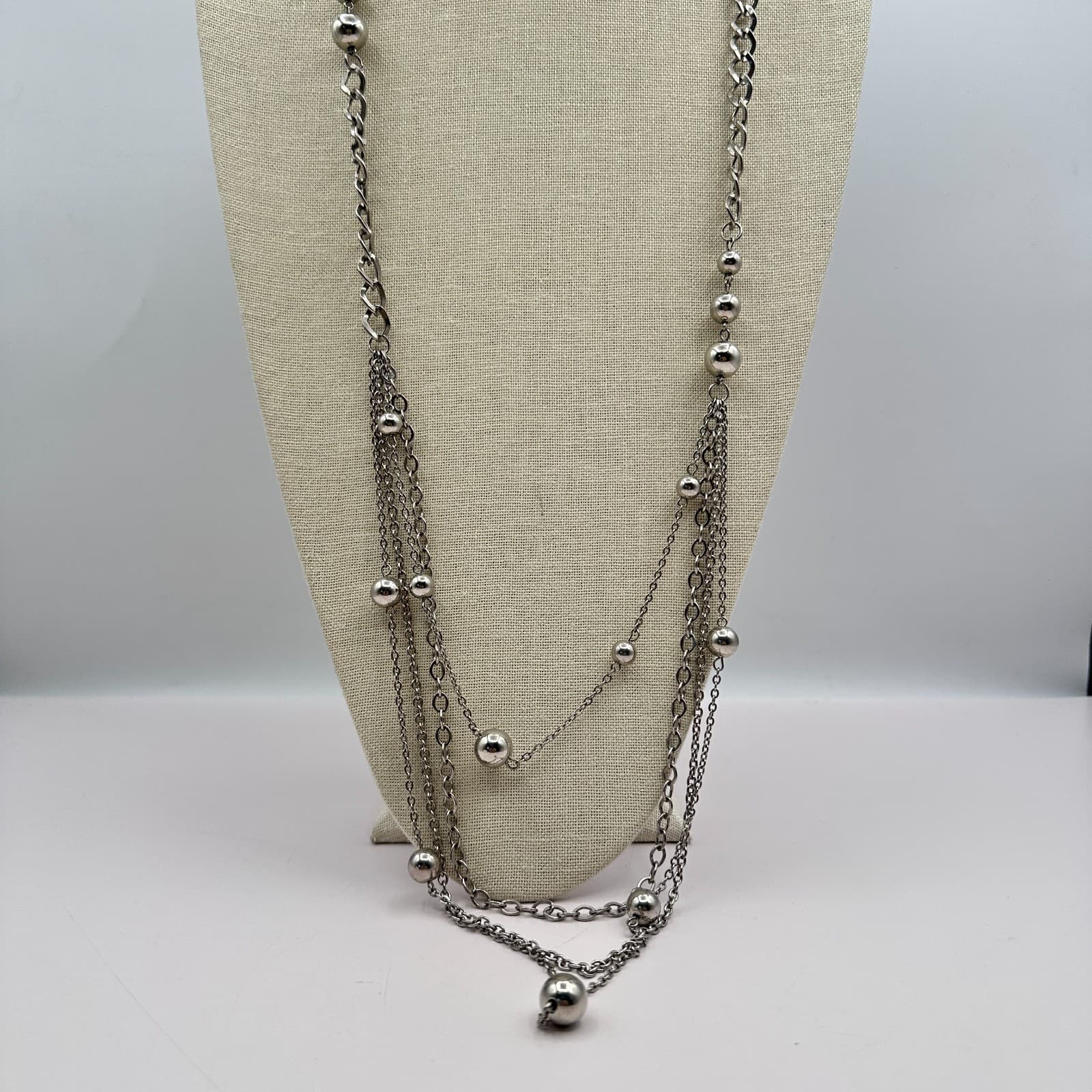 Vintage 80s Silver Tone Ball Triple Layered Chain Bead Statment Necklace Jewelry - Thumbnail 6