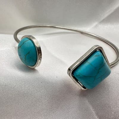 Vintage 90s Faux Turquoise Cuff Bracelet Silver Tone Statement Women's Jewelry - Thumbnail 3