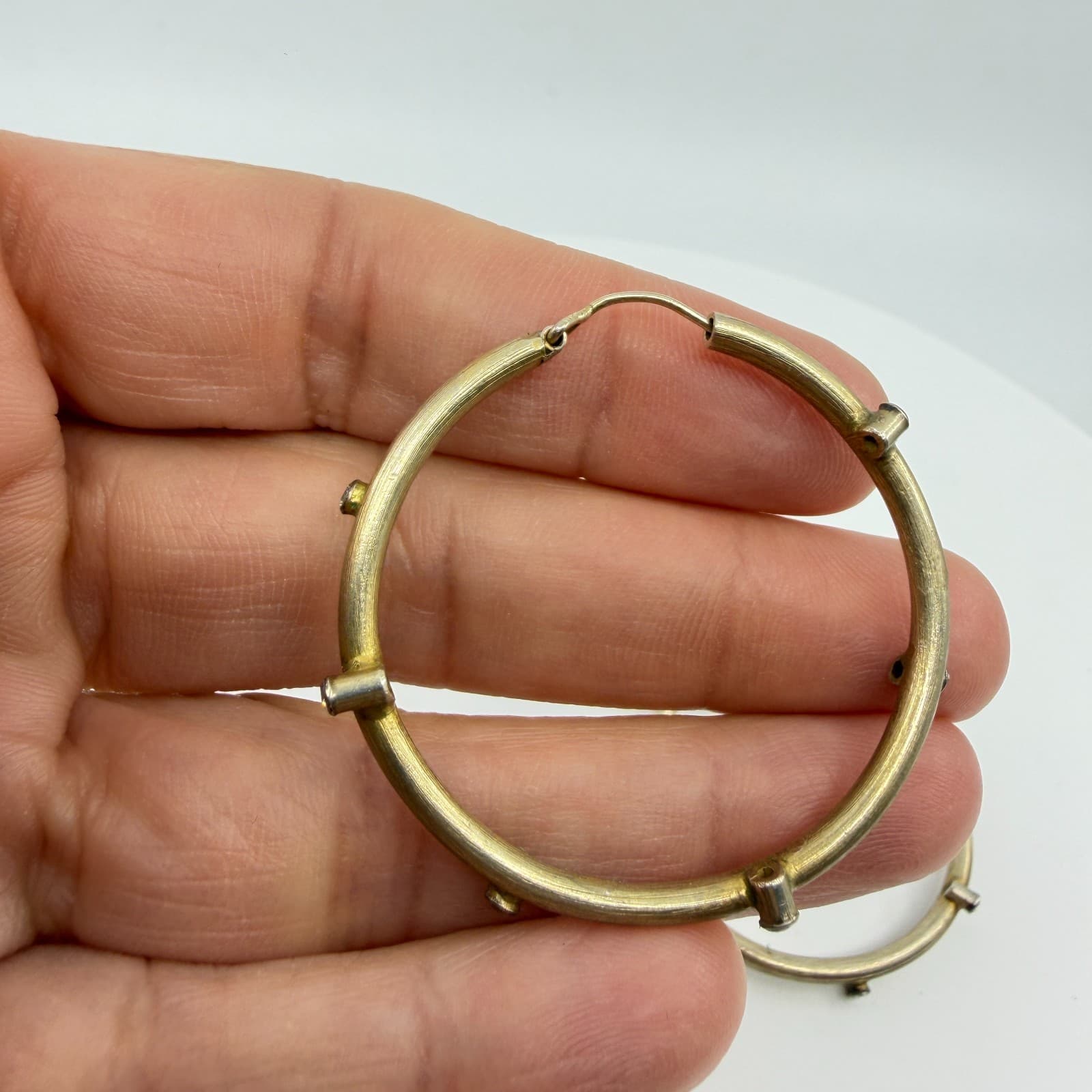 Minimalist Gold Tone Textured Rhinestone Hoop Earrings Cottagecore Statement Y2K - Thumbnail 6