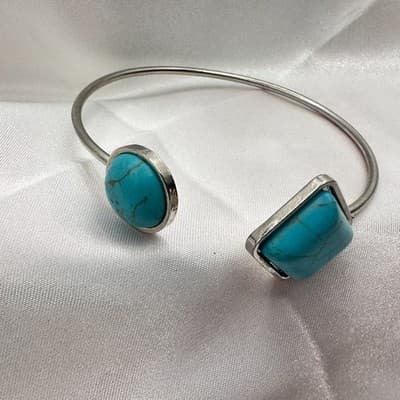 Vintage 90s Faux Turquoise Cuff Bracelet Silver Tone Statement Women's Jewelry - Thumbnail 2