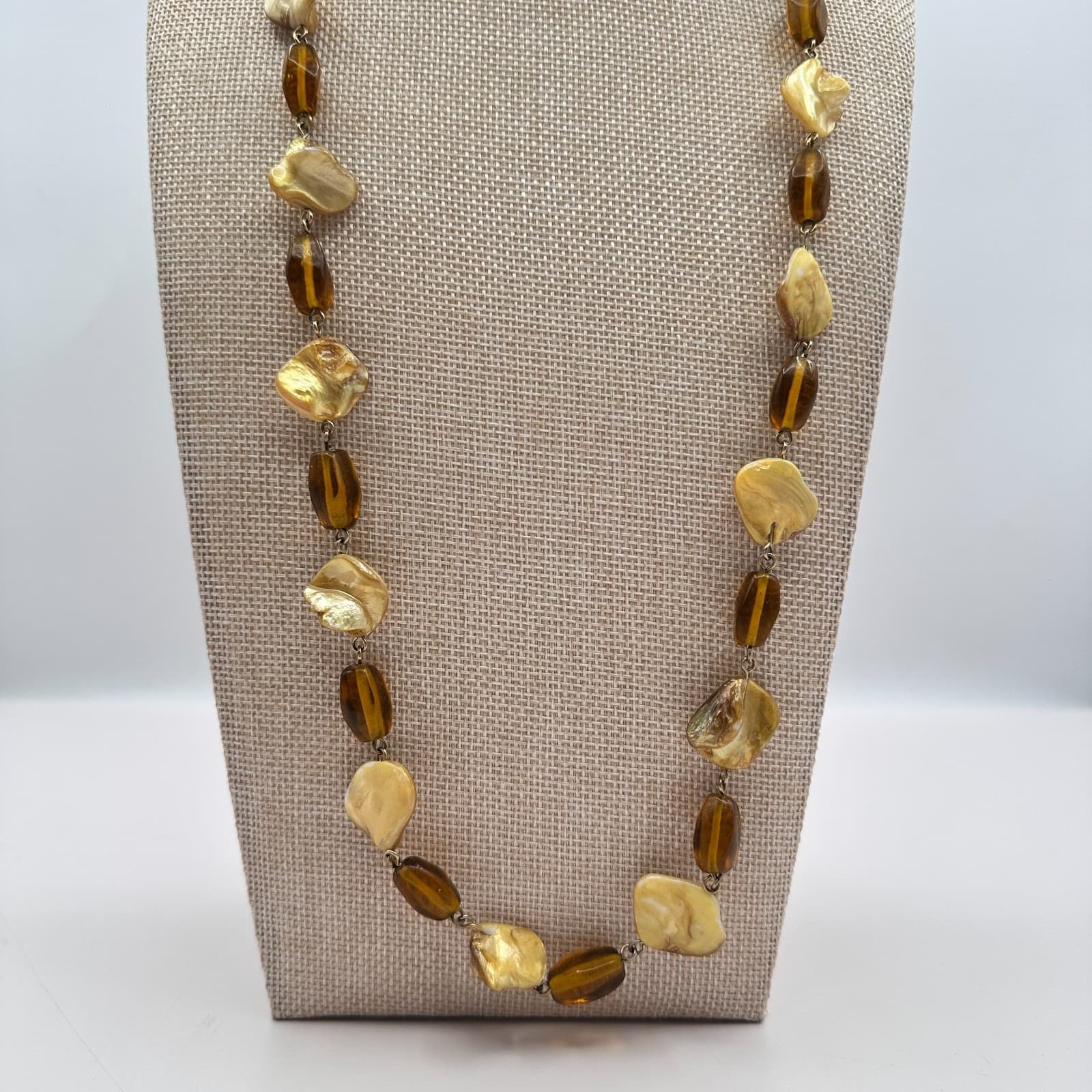 Vintage Y2K Mother Of Pearl Shell Amber Beaded Necklace Boho Statement Jewelry - Thumbnail 2