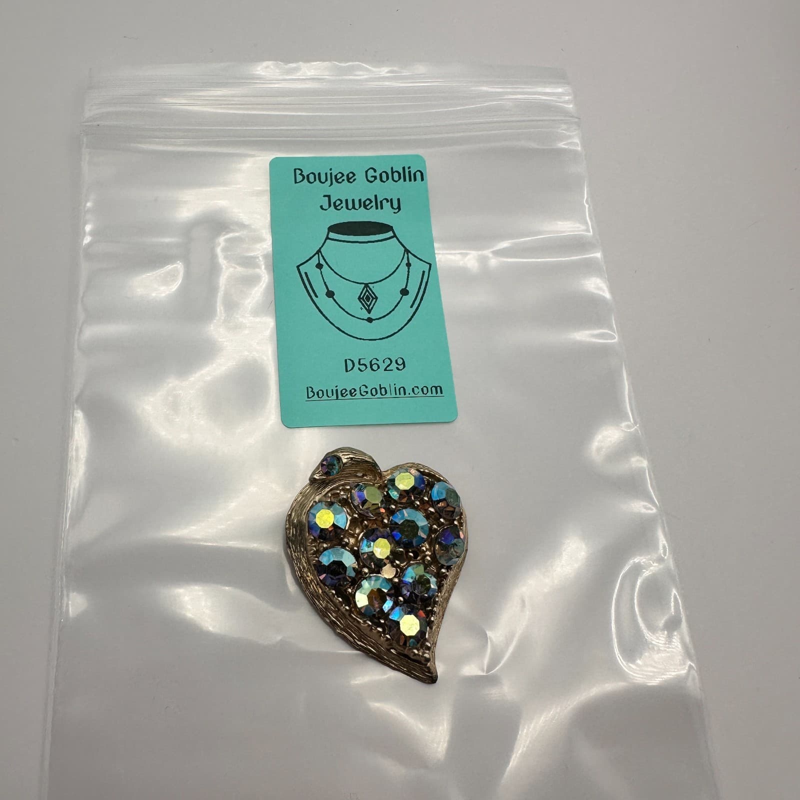 Vintage Y2K Gold Tone Heart AB Rhinestone Brooch Pin Women's Classic Jewelry Bib - Thumbnail 8