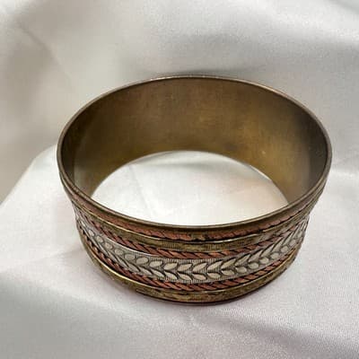 Vintage 90s Textured Leaf Chunky Cuff Wide Bracelet Boho Women's Classic Jewelry - Thumbnail 2