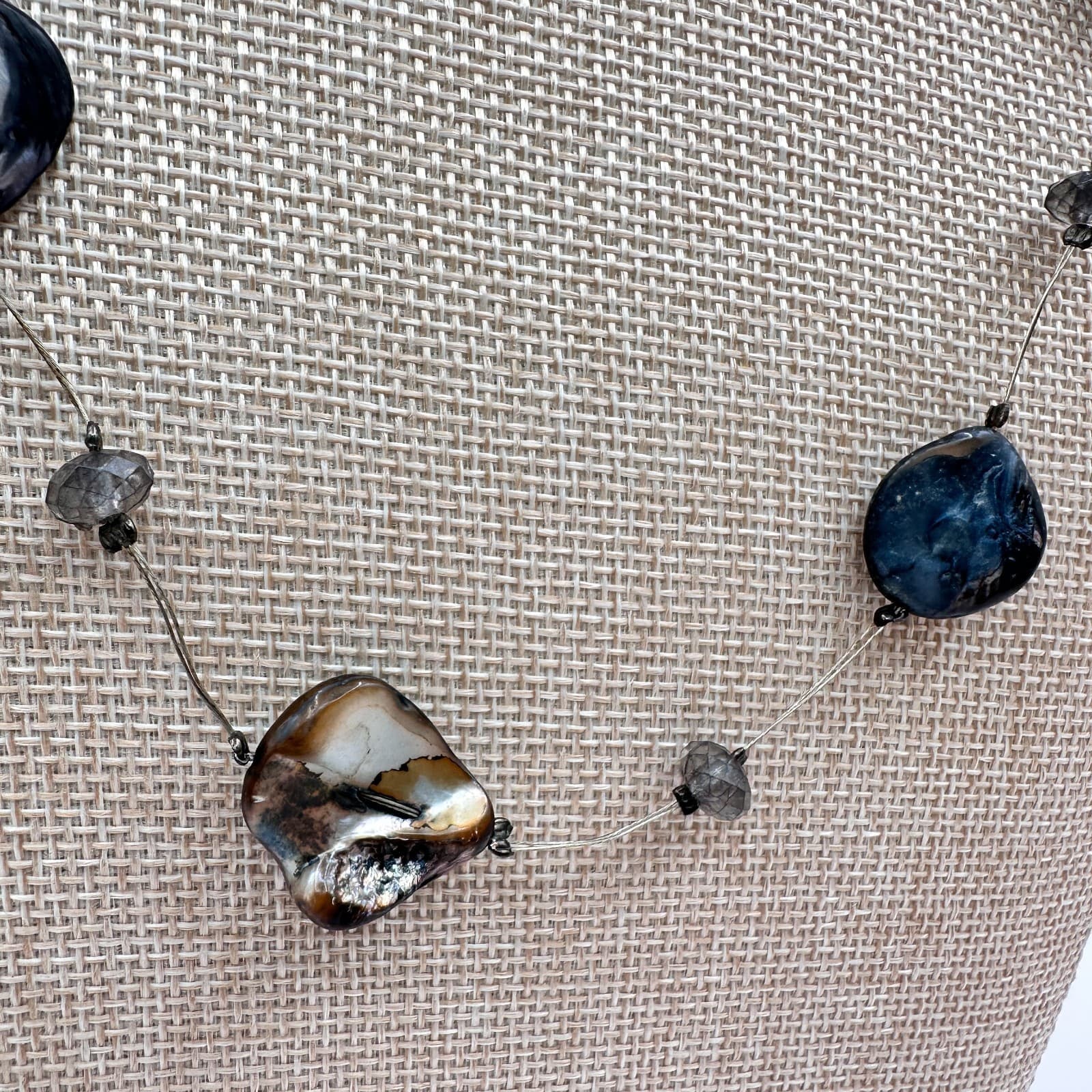 Vintage Y2K Wire Iridescent Organic Shell Beaded Station Necklace Jewelry Retro - Thumbnail 4