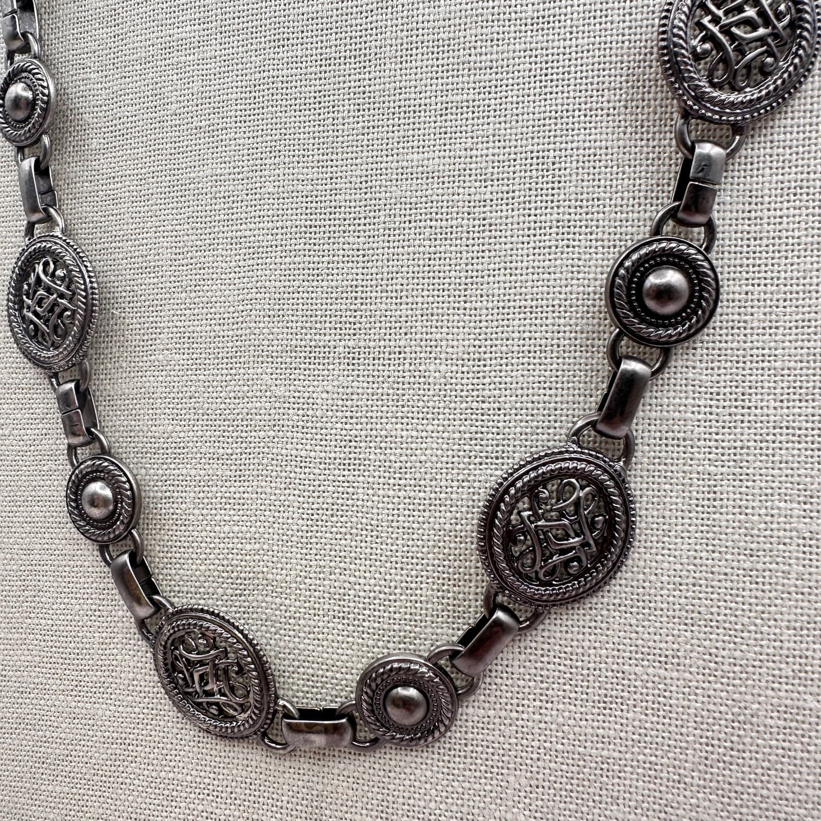 Vintage 90s Chunky Silver Tone Openwork Oval Link Statement Necklace Jewelry Bib - Thumbnail 3