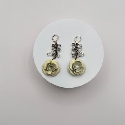 Vintage 90s Rose Flower Beaded Dangle Earrings Women's Classic Fashion Jewelry - Thumbnail 2