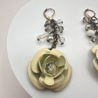 Vintage 90s Rose Flower Beaded Dangle Earrings Women's Classic Fashion Jewelry - Thumbnail 4