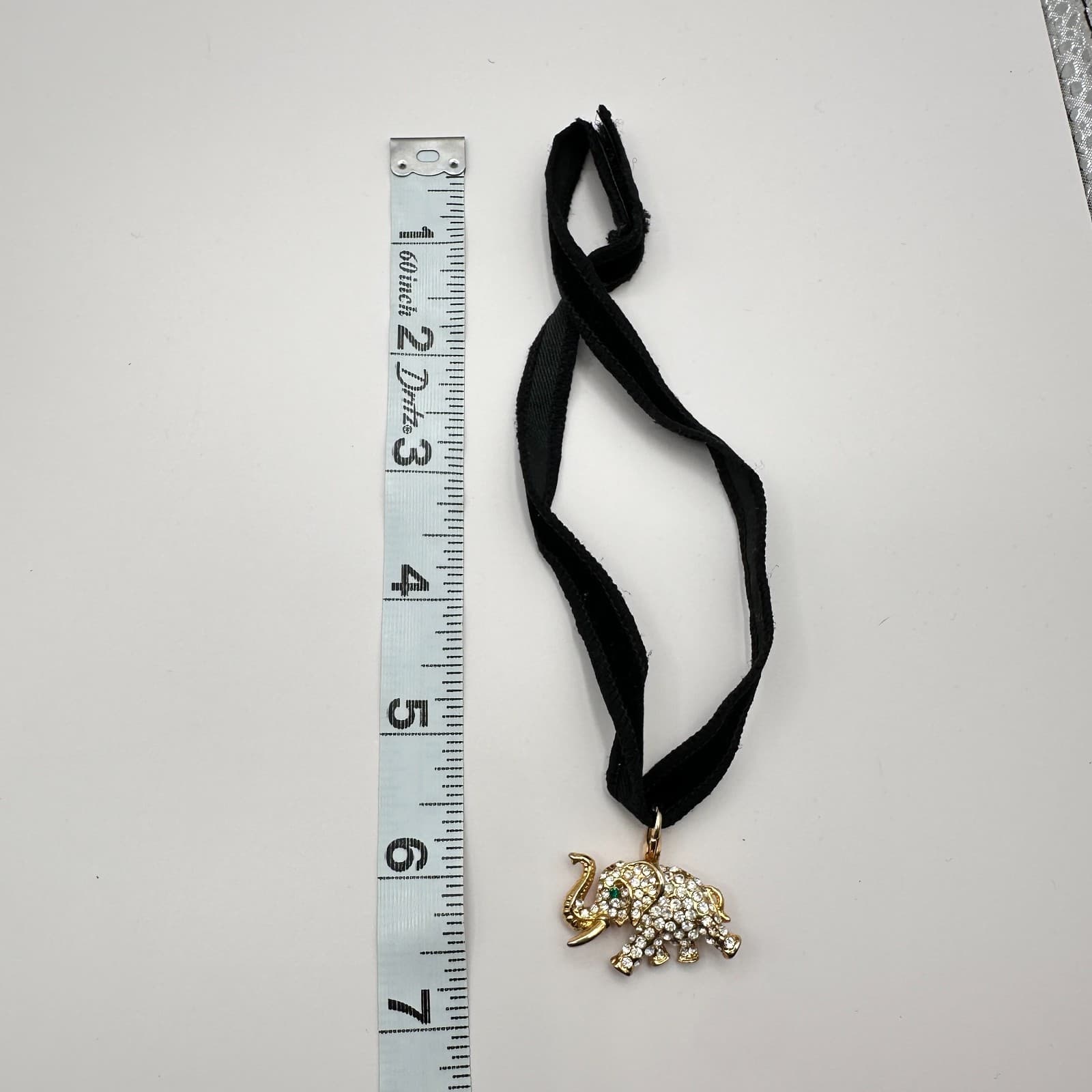 Vintage 90s Gold Tone Sparkling Clear Glass Green Eye Elephant Choker Necklace - Thumbnail 9