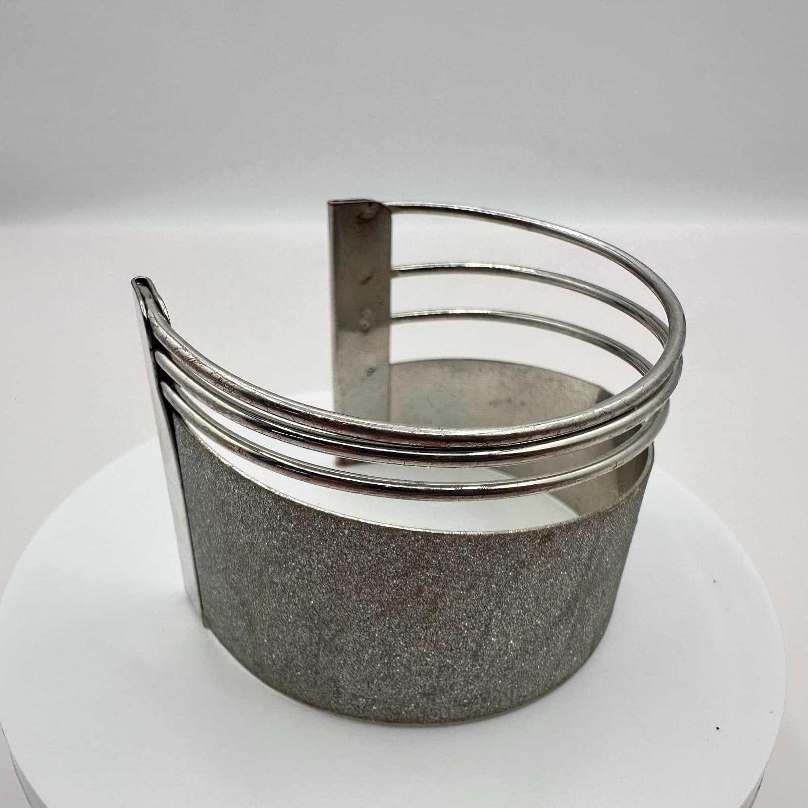 Vintage 90s Silver Tone Textured Glitter Wide Cuff Bracelet Statement Jewelry - Thumbnail 2