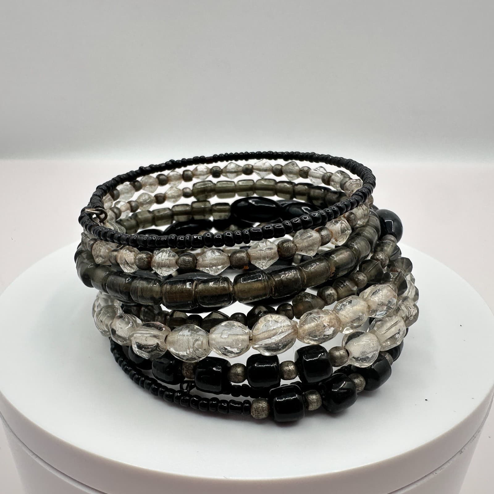 Vintage 90s Beaded Memory Wire Wrap Bracelet Boho Statement Women's Jewelry - Thumbnail 8