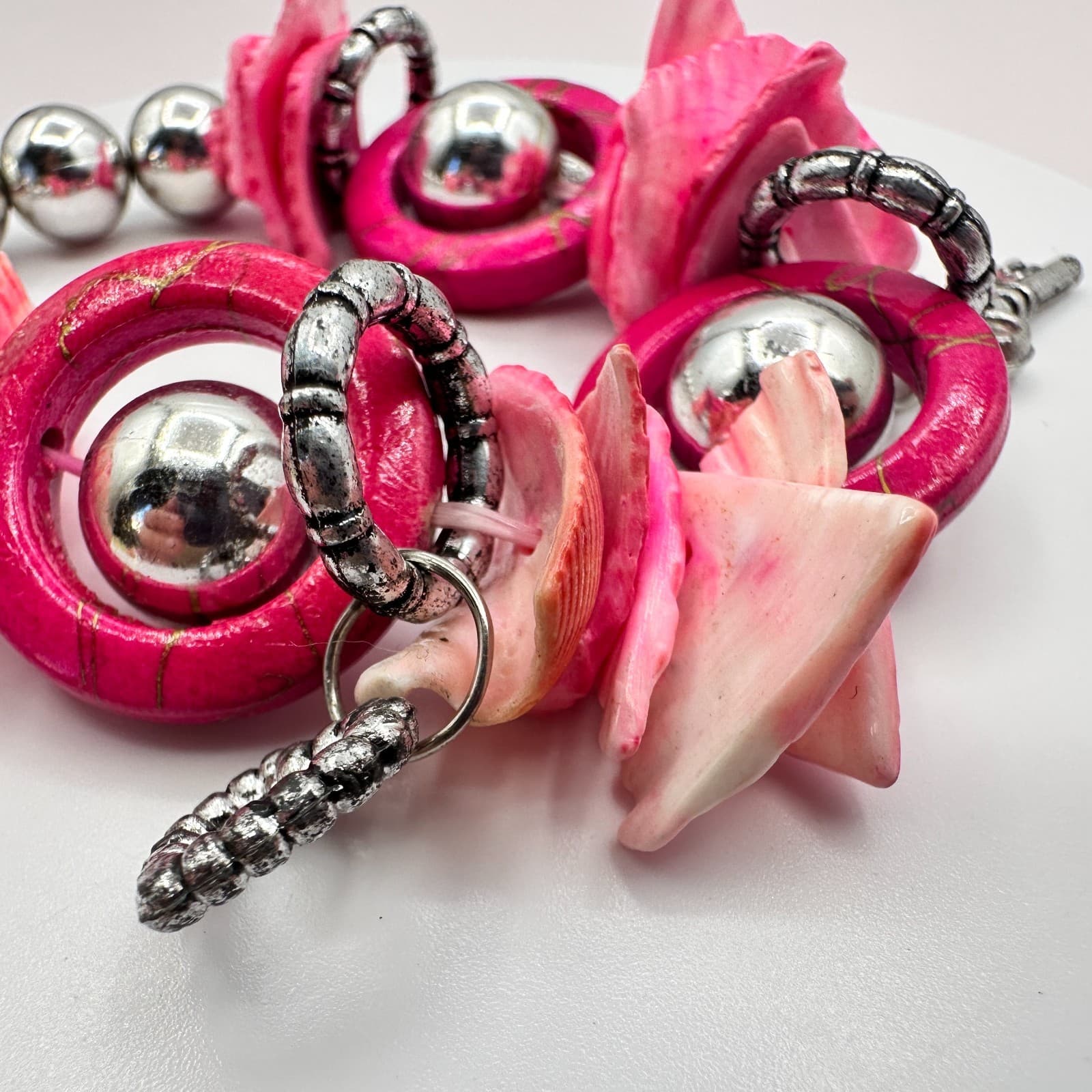 Vintage Pink Shell Stretch Bracelet Wood Hoop Silver Bead Key Feather Charm Boho - Thumbnail 9
