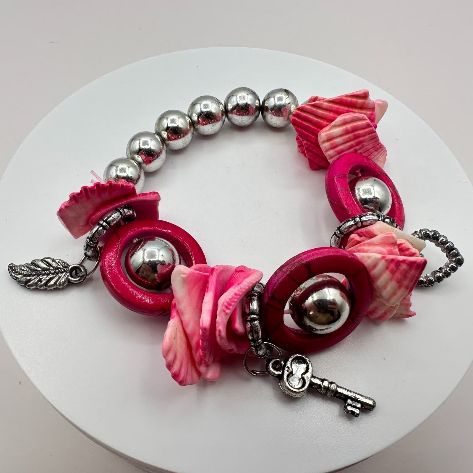 Vintage Pink Shell Stretch Bracelet Wood Hoop Silver Bead Key Feather Charm Boho - Thumbnail 4