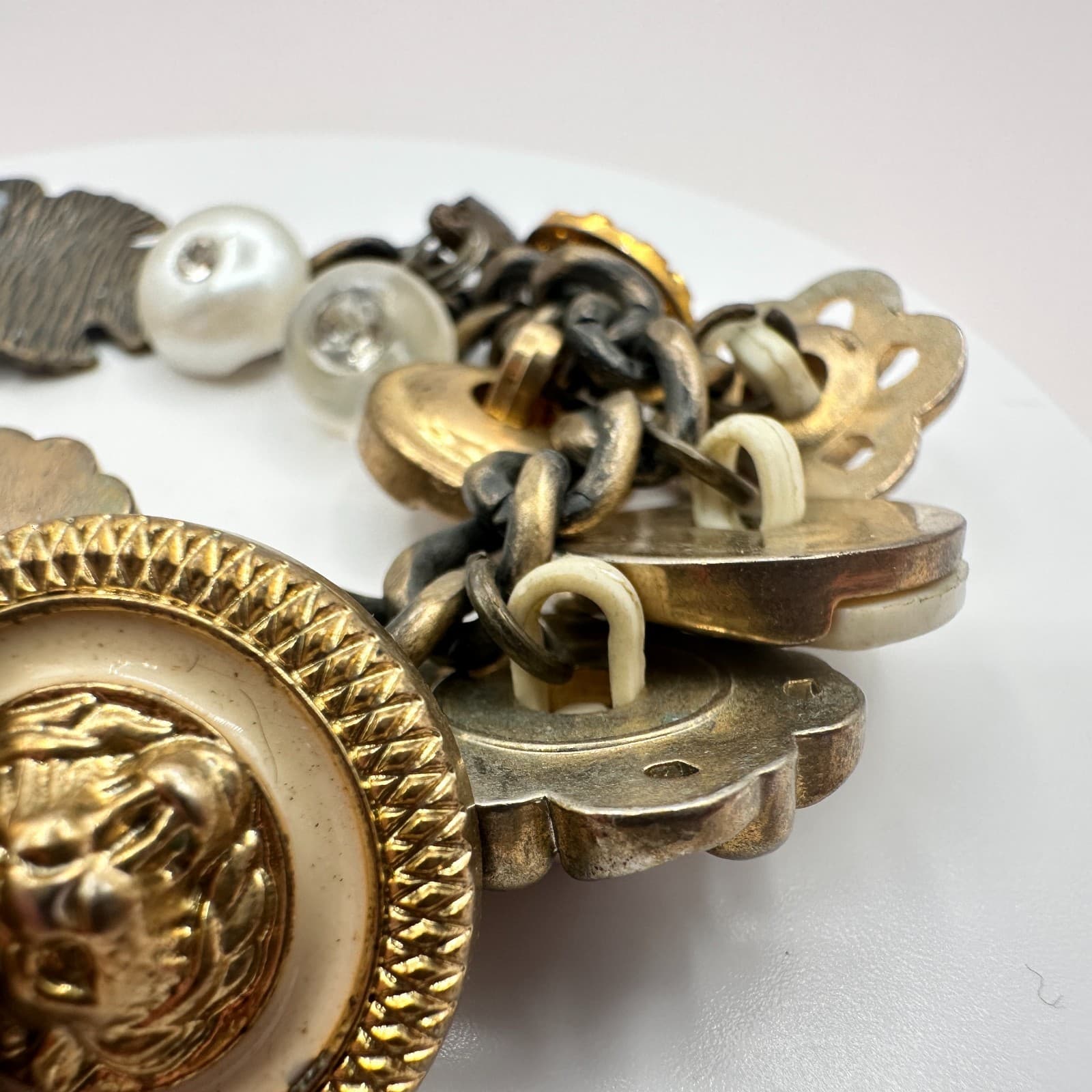 Vintage 90s Faux Pearl Button Boho Charm Bracelet Statement Women's Jewelry Bib - Thumbnail 5
