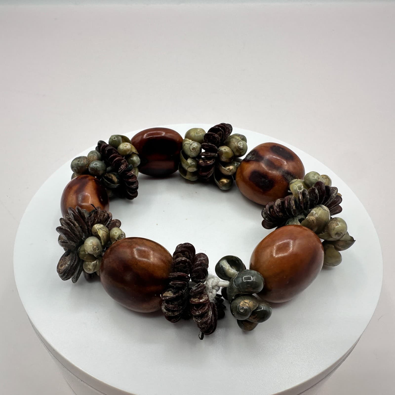 Vintage Brown Kukui Nut Bracelet Shell Wood Bead Stretch Chunky Luau Hawaii Boho - Thumbnail 3