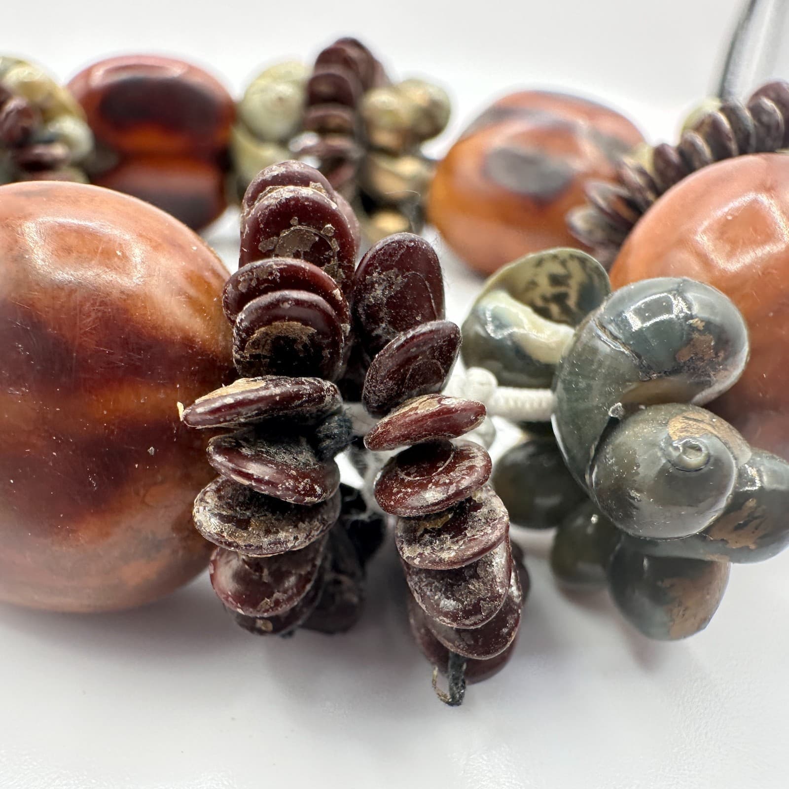 Vintage Brown Kukui Nut Bracelet Shell Wood Bead Stretch Chunky Luau Hawaii Boho - Thumbnail 6