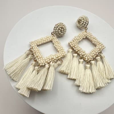 VTG 90s Cream Seed Beaded Square Tassel Earrings Women's Classic Fashion Jewelry