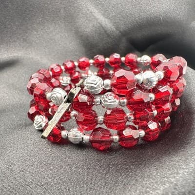 Vintage Y2K Silver Tone Crucifix Charm Beaded Memory Wire Wrap Bracelet Jewelry - Thumbnail 8