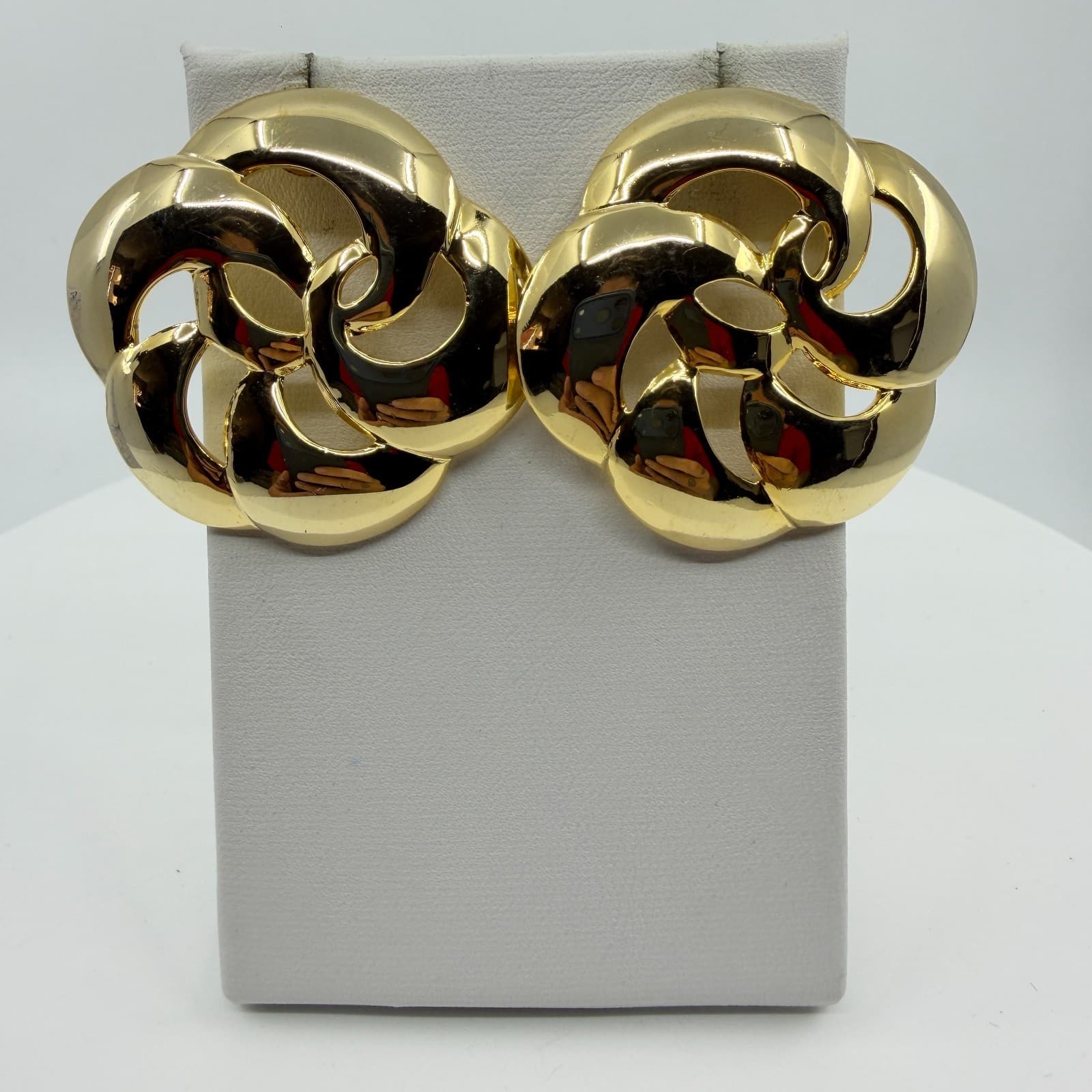 Y2K Chunky Gold Tone Swirl Stud Earrings Statement Minimalist Openwork Geometric - Thumbnail 5