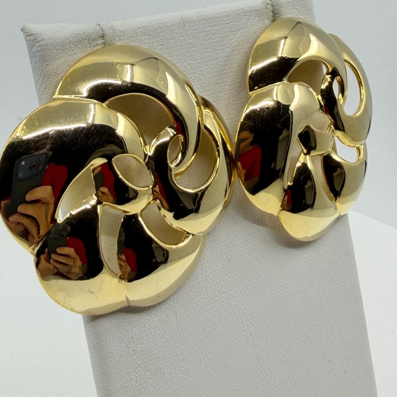 Y2K Chunky Gold Tone Swirl Stud Earrings Statement Minimalist Openwork Geometric - Thumbnail 7