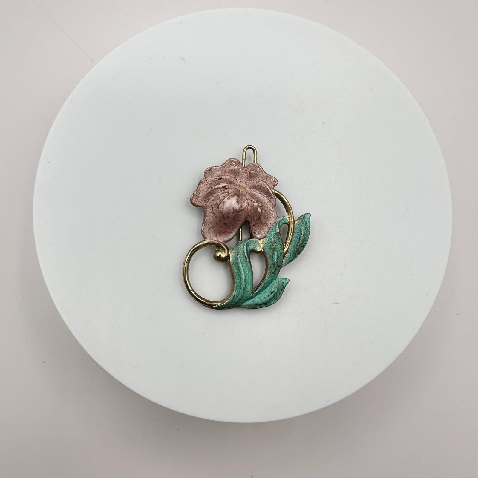 Vintage 90s Gold Tone Flower Brooch Pin Pink Green Enamel Women's Jewelry Boho - Thumbnail 2