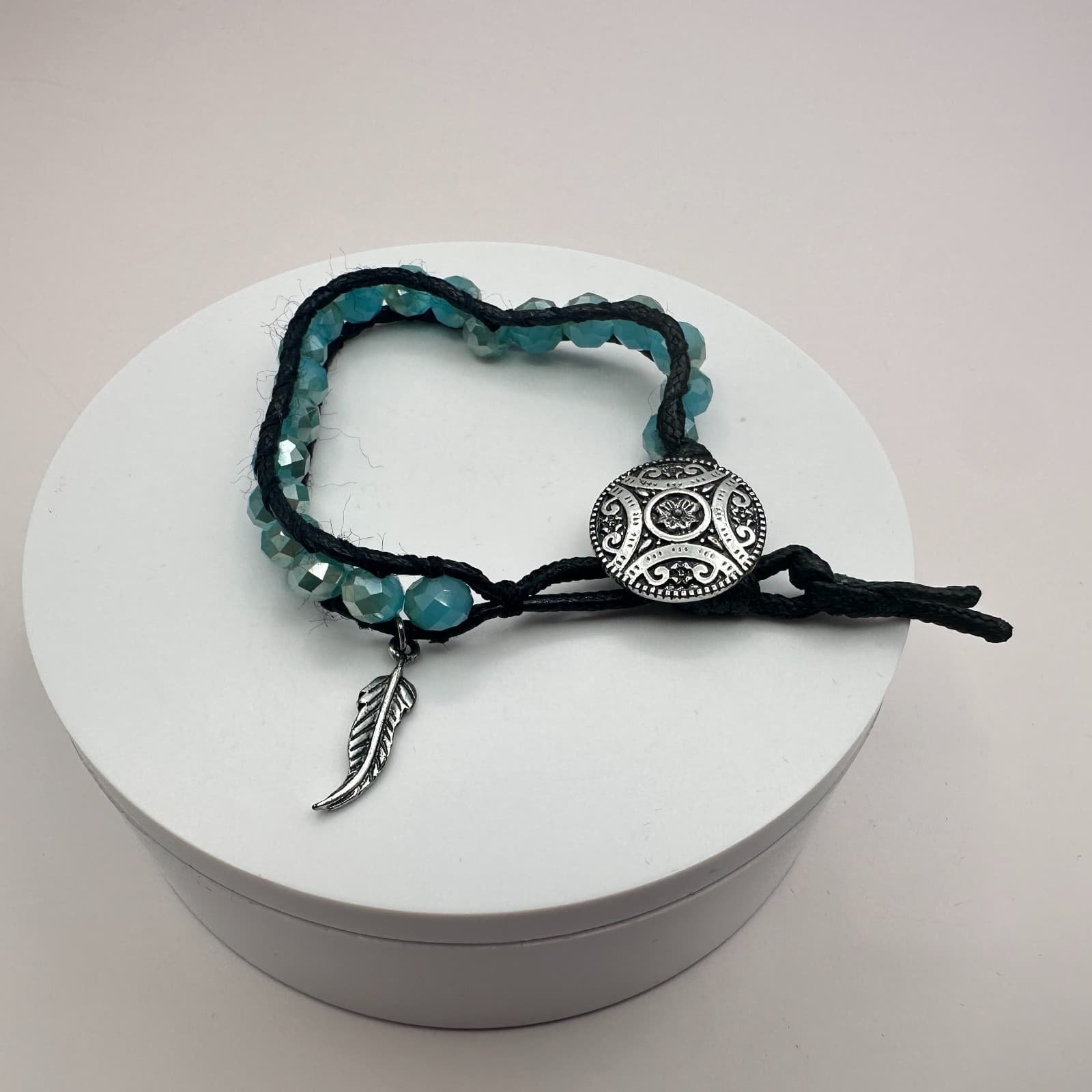 Vintage 90s Silver Tone Feather Button Teal Beaded Wrap Bracelet Women's Jewelry - Thumbnail 2