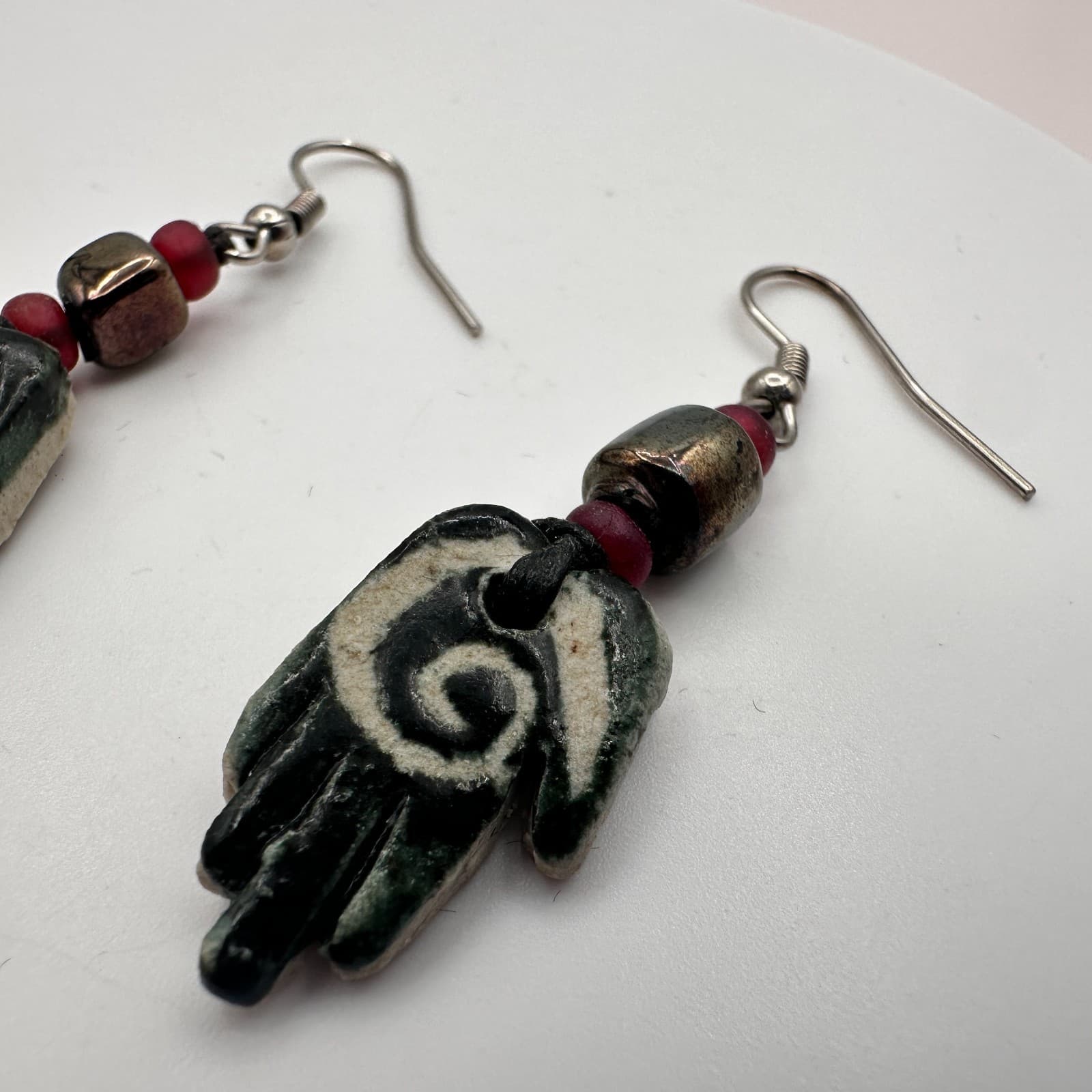 Vintage 90s Hand Dangle Earrings Spiral Tribal Women's Classic Fashion Jewelry - Thumbnail 5