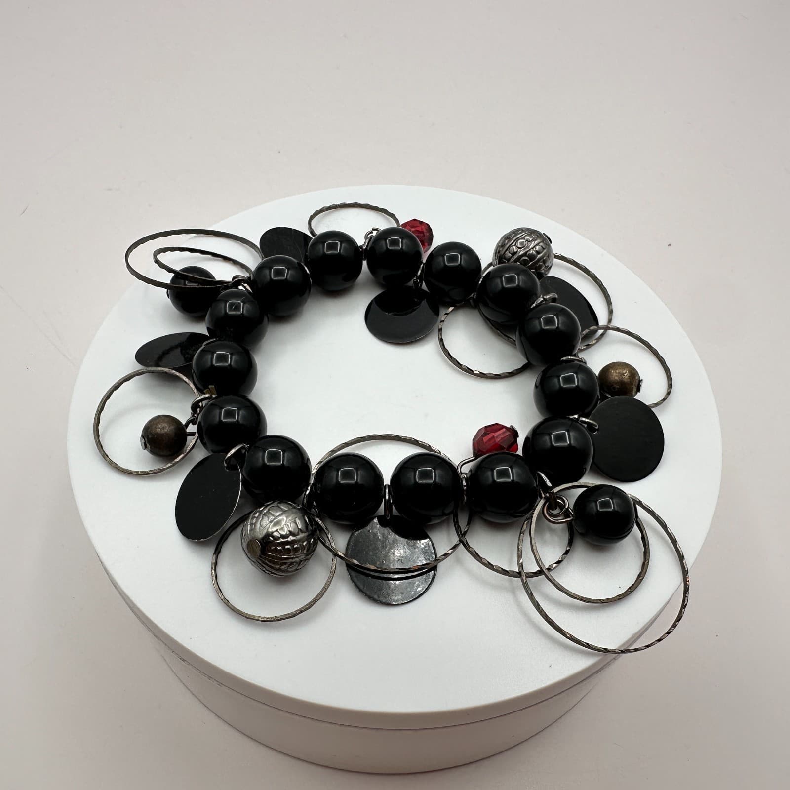 Vintage 90s Silver Tone Black Beaded Charm Bracelet Statement Women's Jewelry - Thumbnail 2