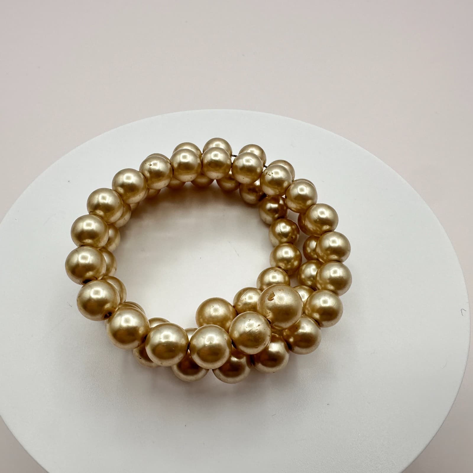 Vintage 80s Chunky Gold Tone Faux Pearl Bead Stackable Stretch Bracelet Jewelry - Thumbnail 2