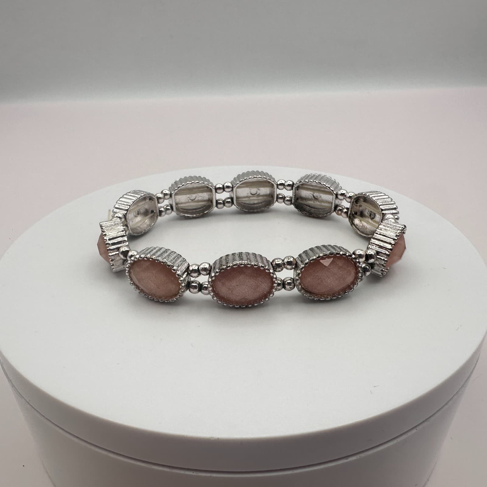 Vintage 90s Y2K Oval Pink Faux Sunstone Stretch Bracelet Silver Tone Jewelry Bib - Thumbnail 2