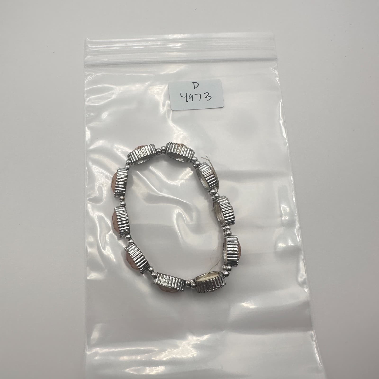 Vintage 90s Y2K Oval Pink Faux Sunstone Stretch Bracelet Silver Tone Jewelry Bib - Thumbnail 7