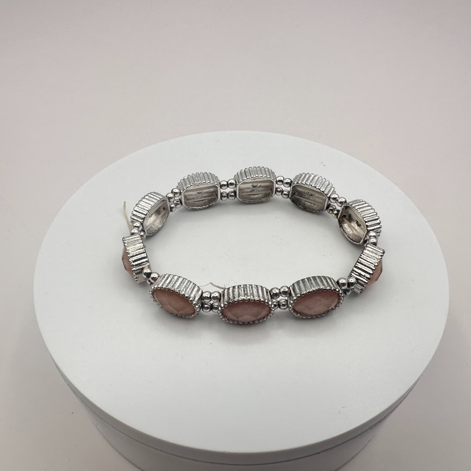 Vintage 90s Y2K Oval Pink Faux Sunstone Stretch Bracelet Silver Tone Jewelry Bib - Thumbnail 4