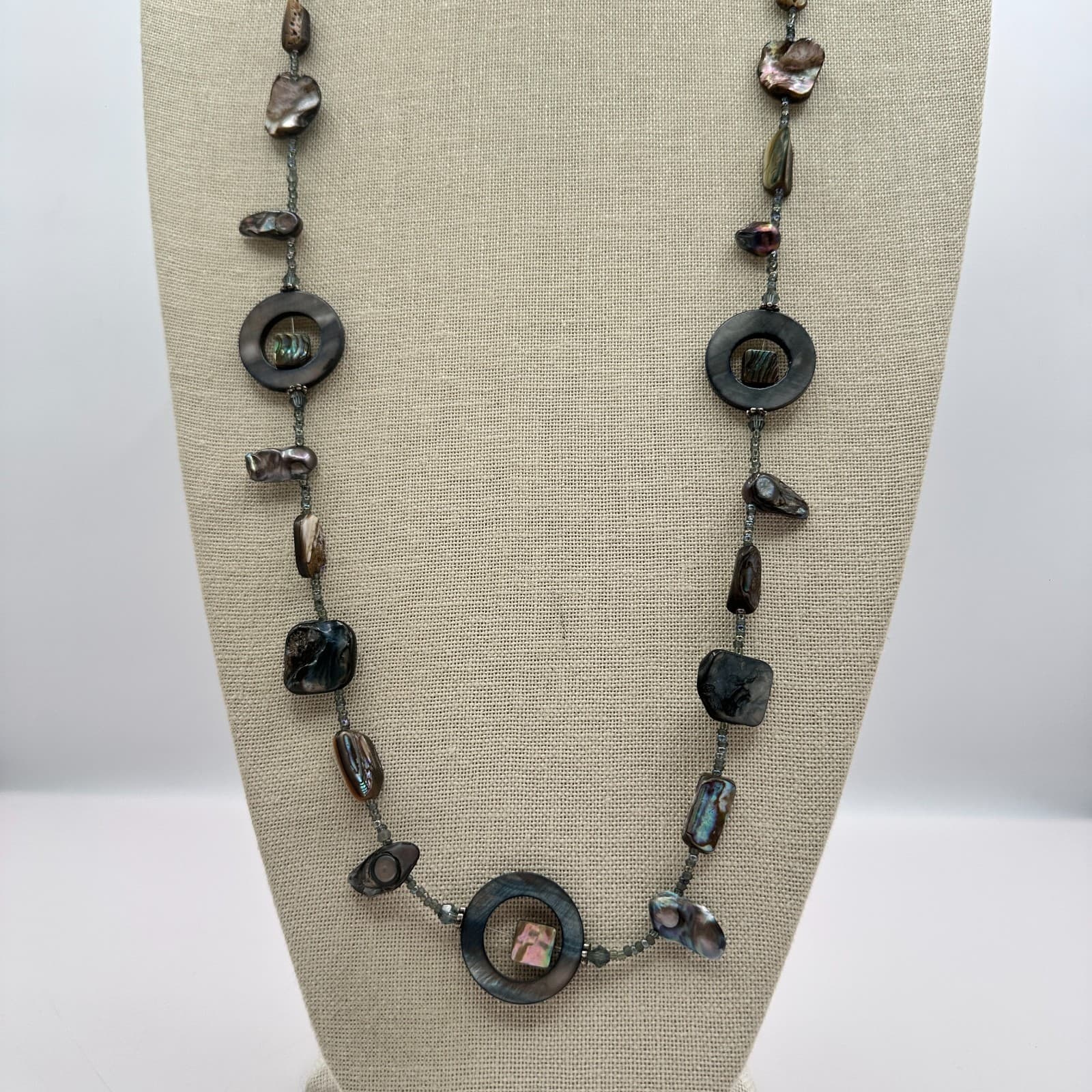 Vintage 90s Mother of Pearl Shell Seed Beads Necklace Women's Classic Jewelry - Thumbnail 3