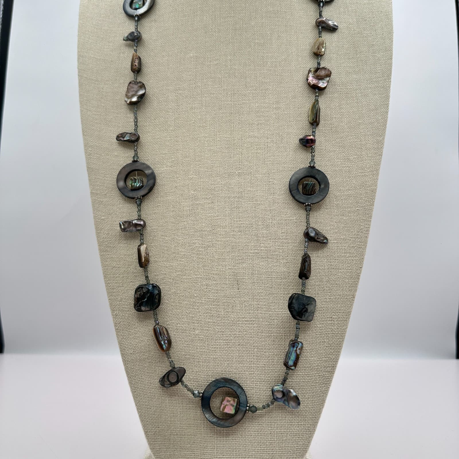 Vintage 90s Mother of Pearl Shell Seed Beads Necklace Women's Classic Jewelry - Thumbnail 4