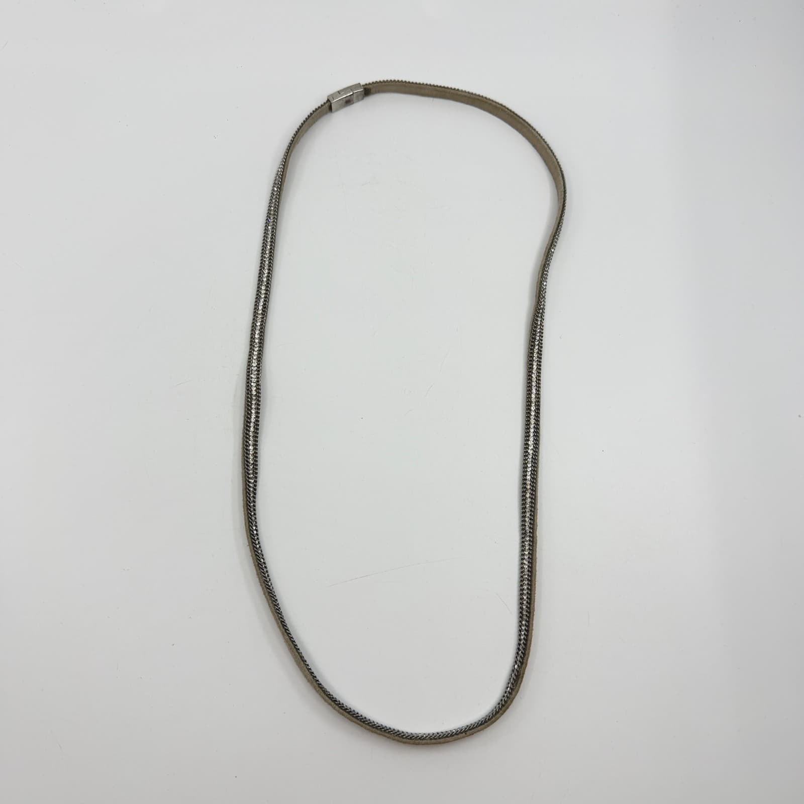 Y2K Sparkly Silver Tone Curb Chain Necklace Rhinestone Accent Layering Accessory - Thumbnail 8