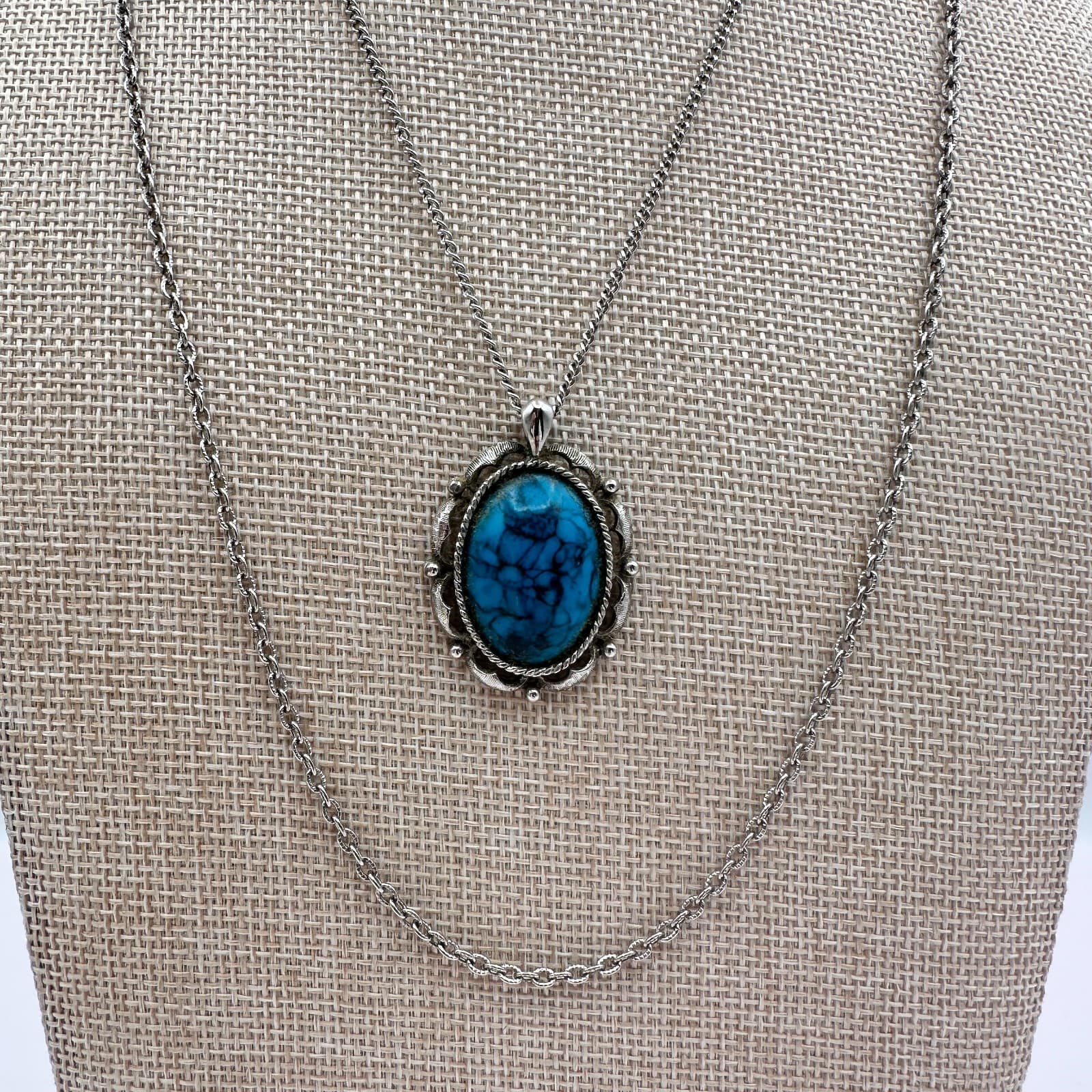Vintage 90s Silver Tone Oval Turquoise Matrix Filigree Pendant Necklace Jewelry - Thumbnail 3