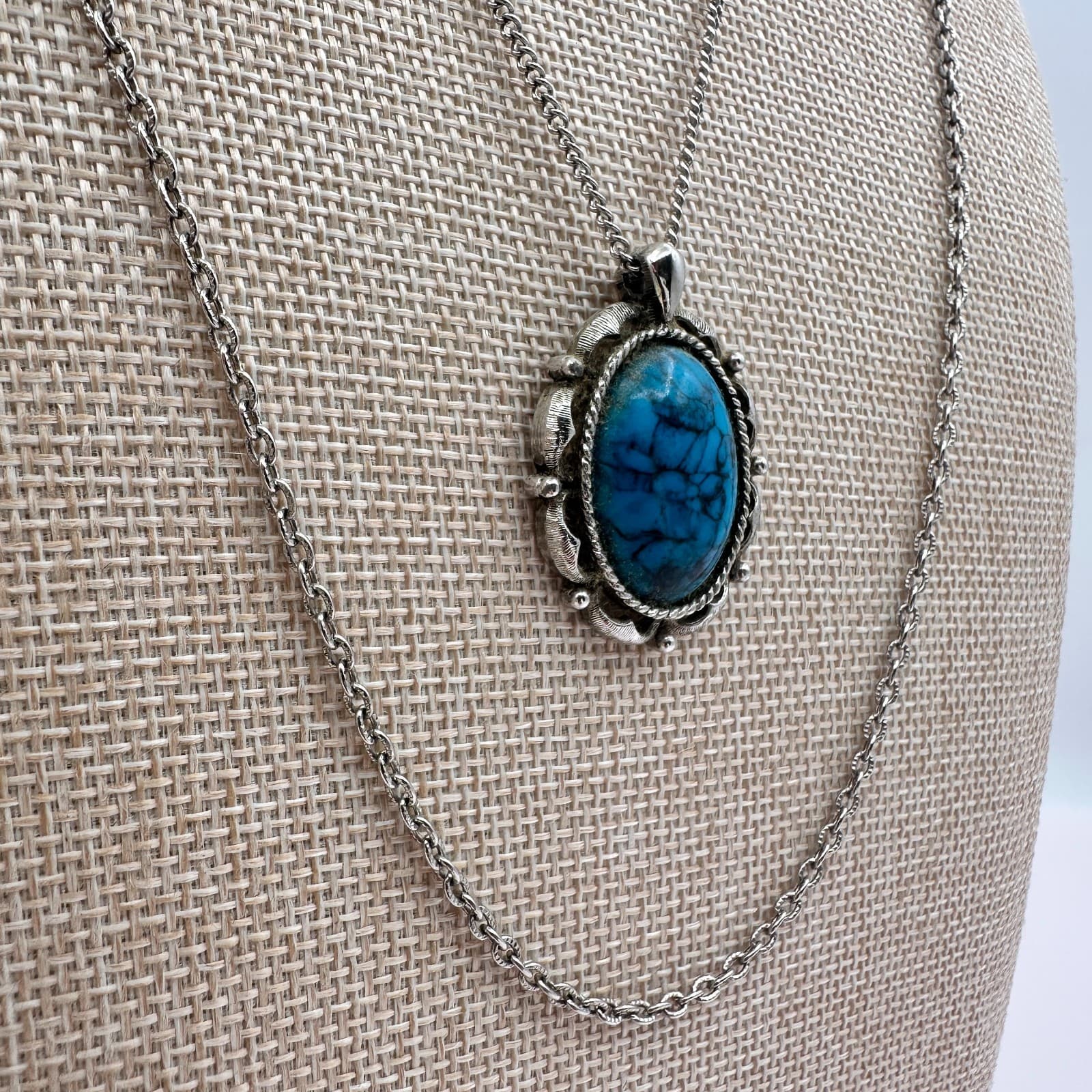 Vintage 90s Silver Tone Oval Turquoise Matrix Filigree Pendant Necklace Jewelry - Thumbnail 4