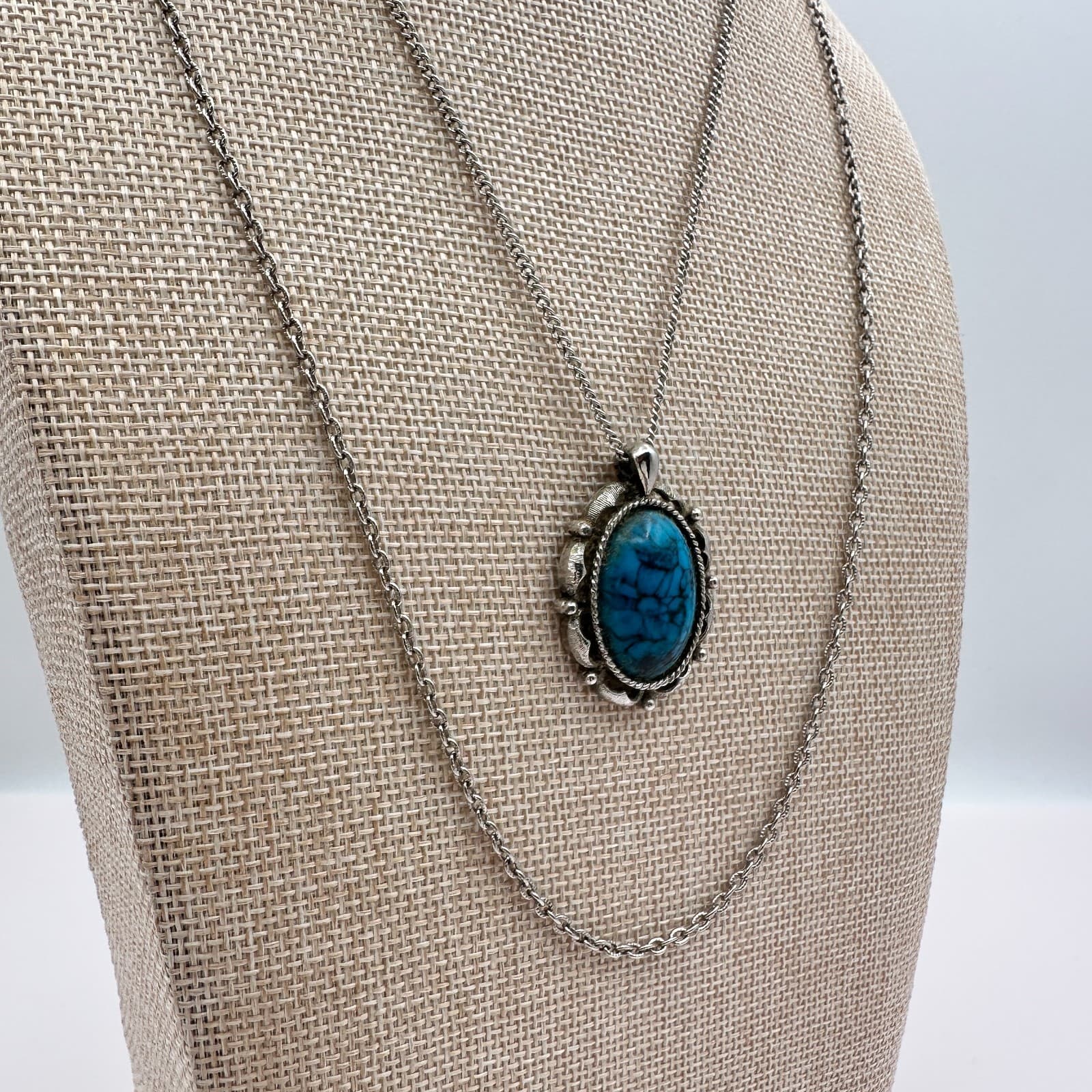 Vintage 90s Silver Tone Oval Turquoise Matrix Filigree Pendant Necklace Jewelry - Thumbnail 5