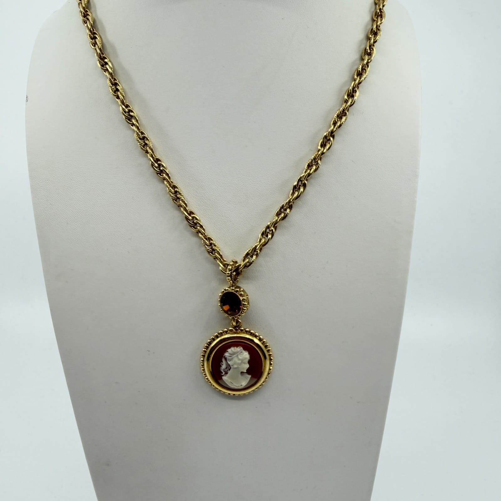 VTG Style Cameo Pendant Necklace Gold & Amber Tone Rhinestone Statement Piece - Thumbnail 3