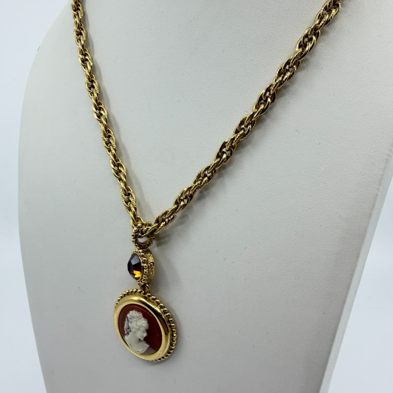 VTG Style Cameo Pendant Necklace Gold & Amber Tone Rhinestone Statement Piece - Thumbnail 5