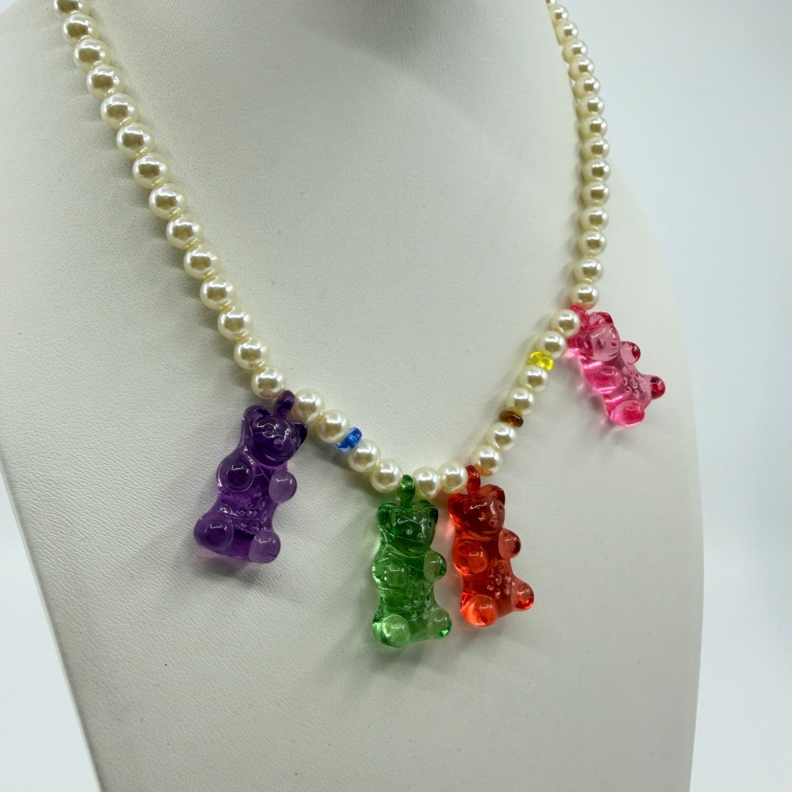 Y2K Gummy Bear Pearl Necklace Colorful Statement Aesthetic Layering Fun Jewelry - Thumbnail 4