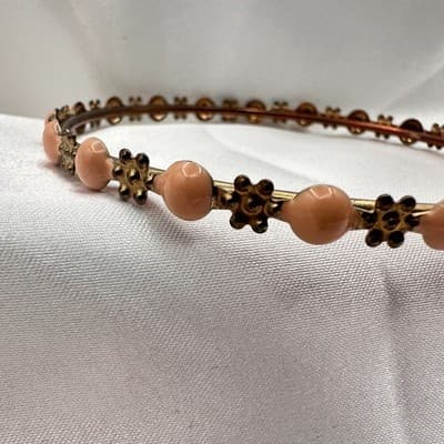 Vintage 80s Coral Cabochon Gold Tone Floral Bangle Bracelet Salmon Pink Jewelry - Thumbnail 4