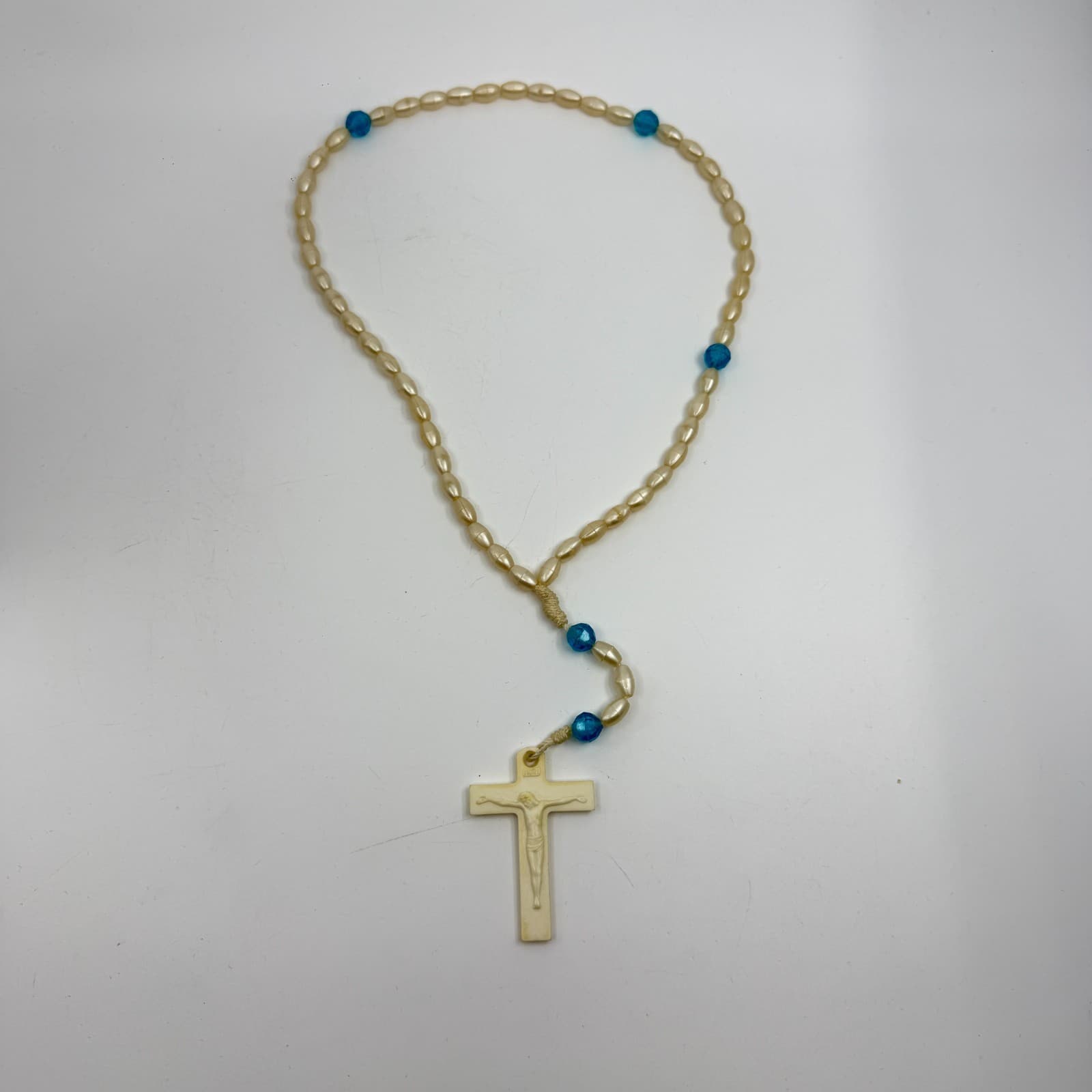 Vintage Style Rosary Necklace Faux Pearl Blue Beads Cream Crucifix Statement - Thumbnail 8